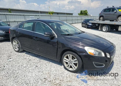 2013 Volvo S60 T5 from USA, damaged, VIN YV1612FH1D2191125